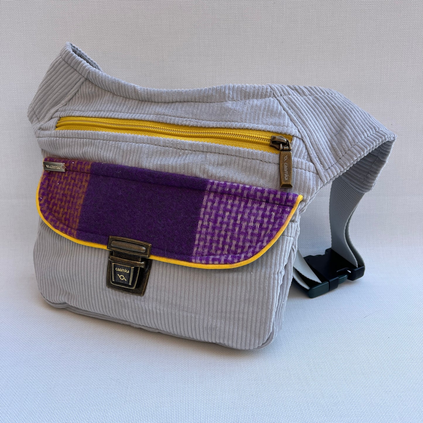 Special Pana Gris & Colors · Pieza Única Núm. 13208