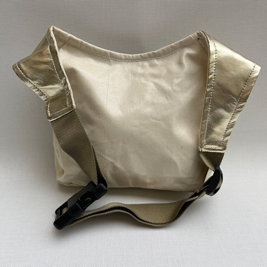 Special Golden Cream (Impermeable) · Pieza Única Núm. 11145