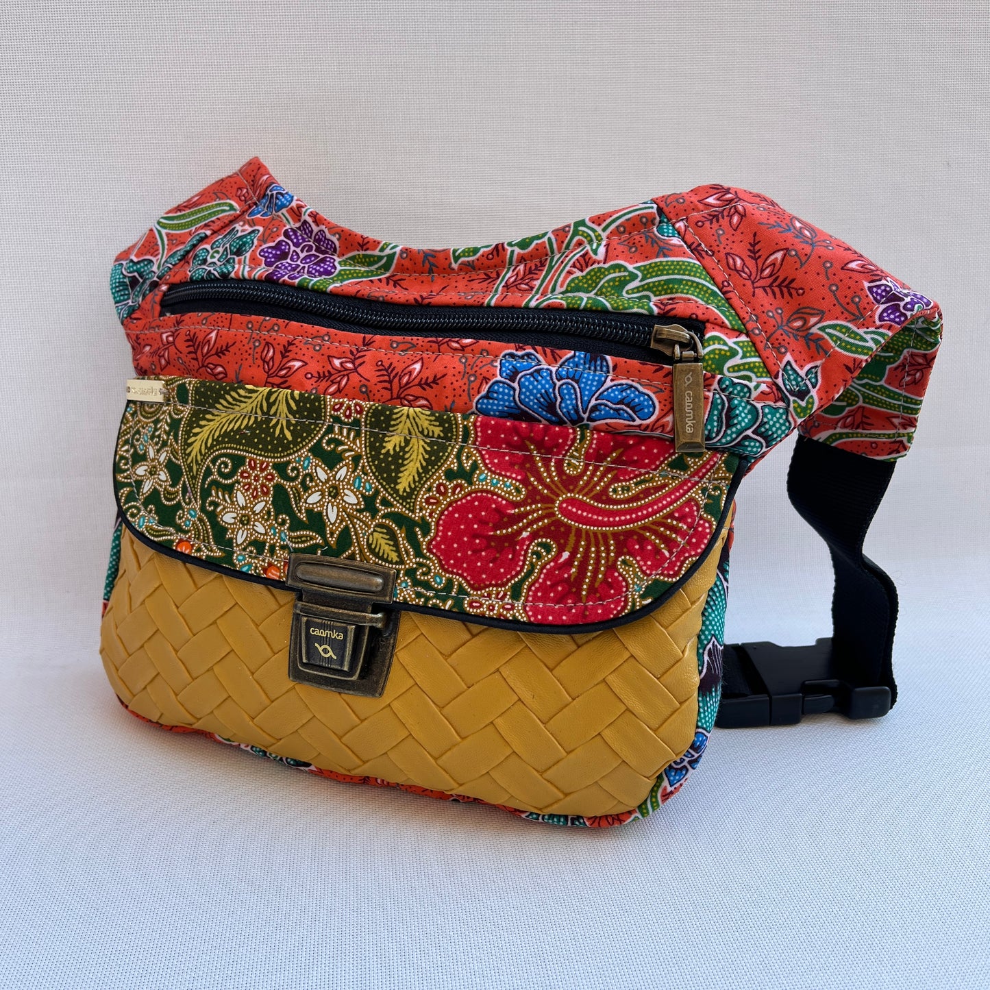 Special Elegant Thai Unique Piece No. 13247