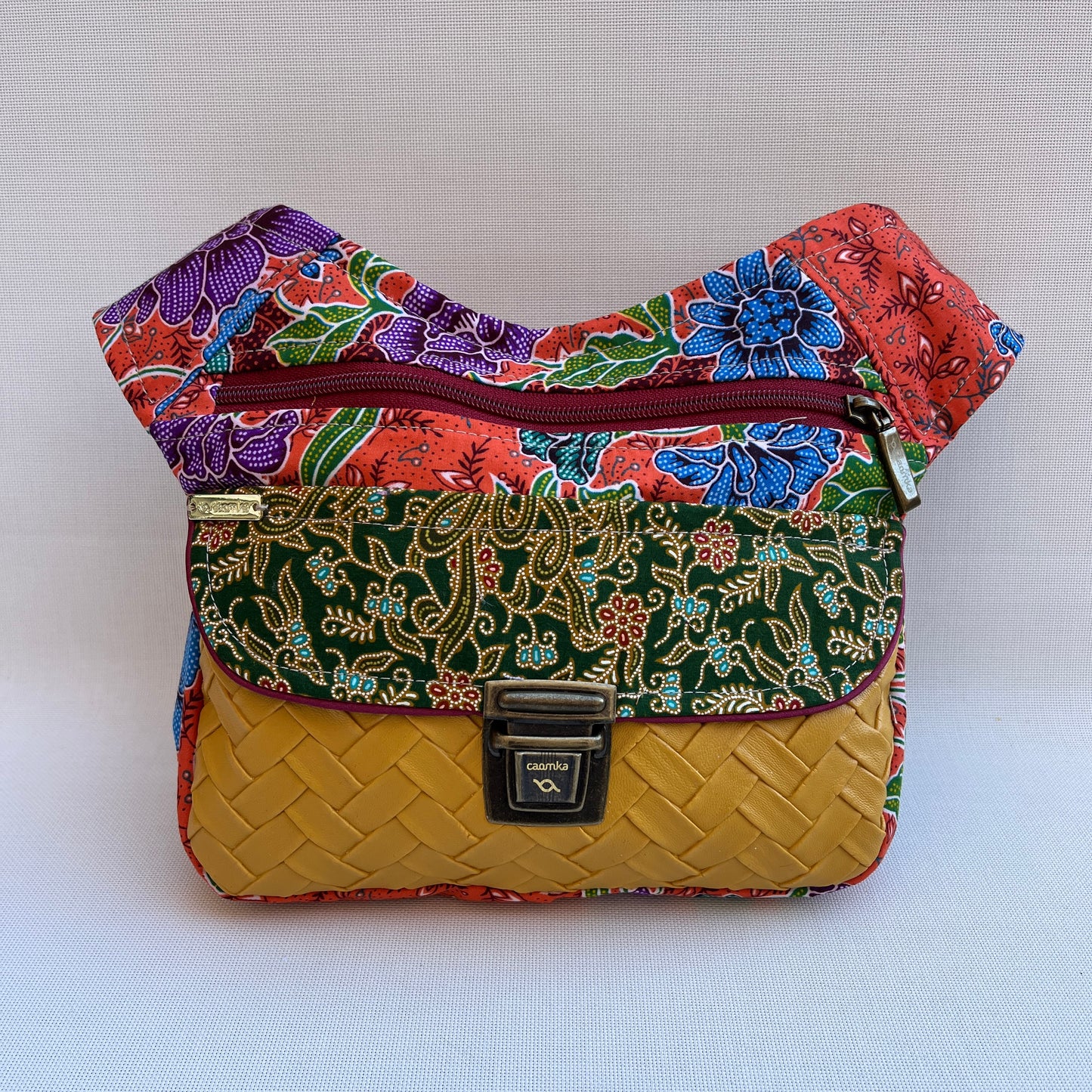 Besonderes elegantes thailändisches Einzelstück Nr. 13260