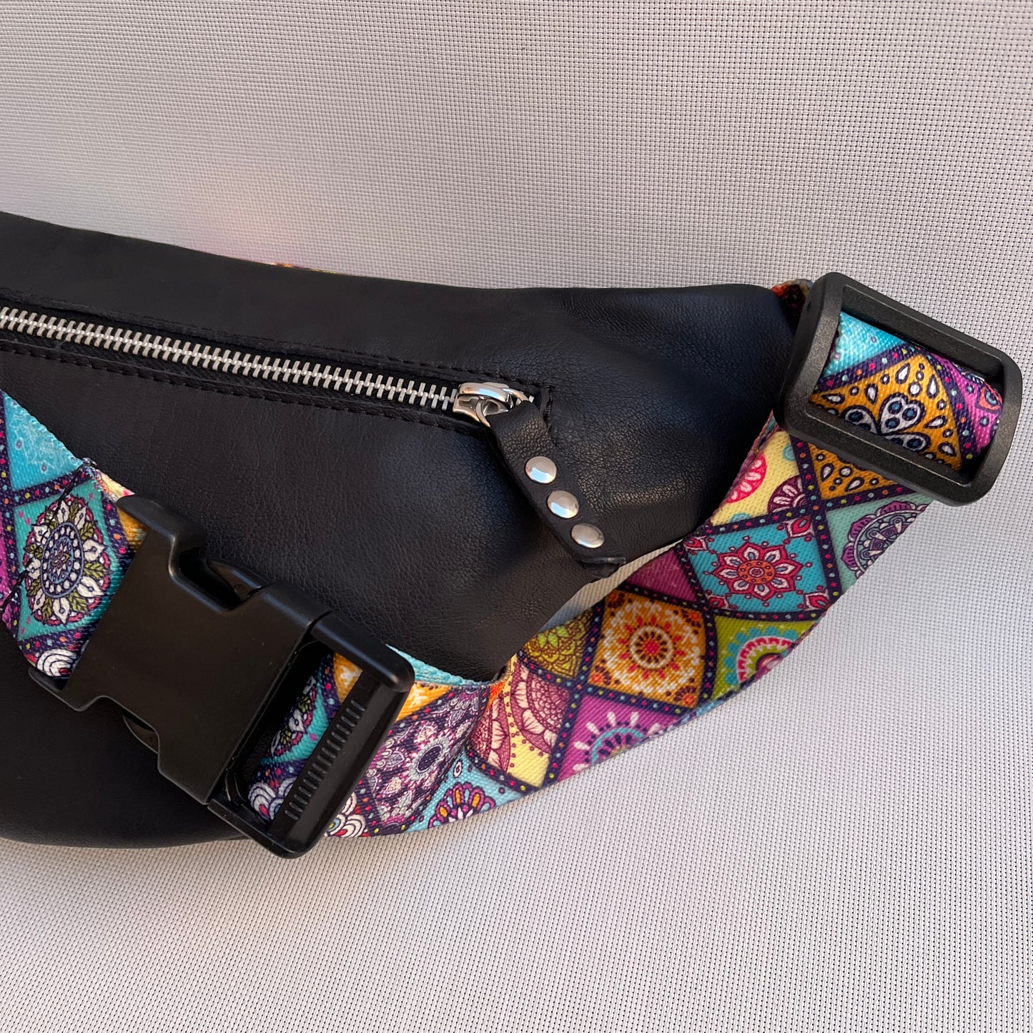 Retro Chic Special Black Mandalas · Piel natural BioCuir® · Pieza Única Núm. 10790