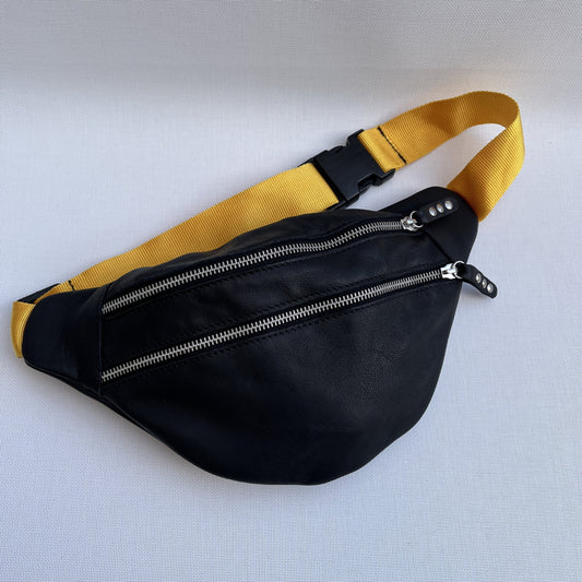 Retro Chic Special Black BioCuir® natural leather Unique Piece No. 10794