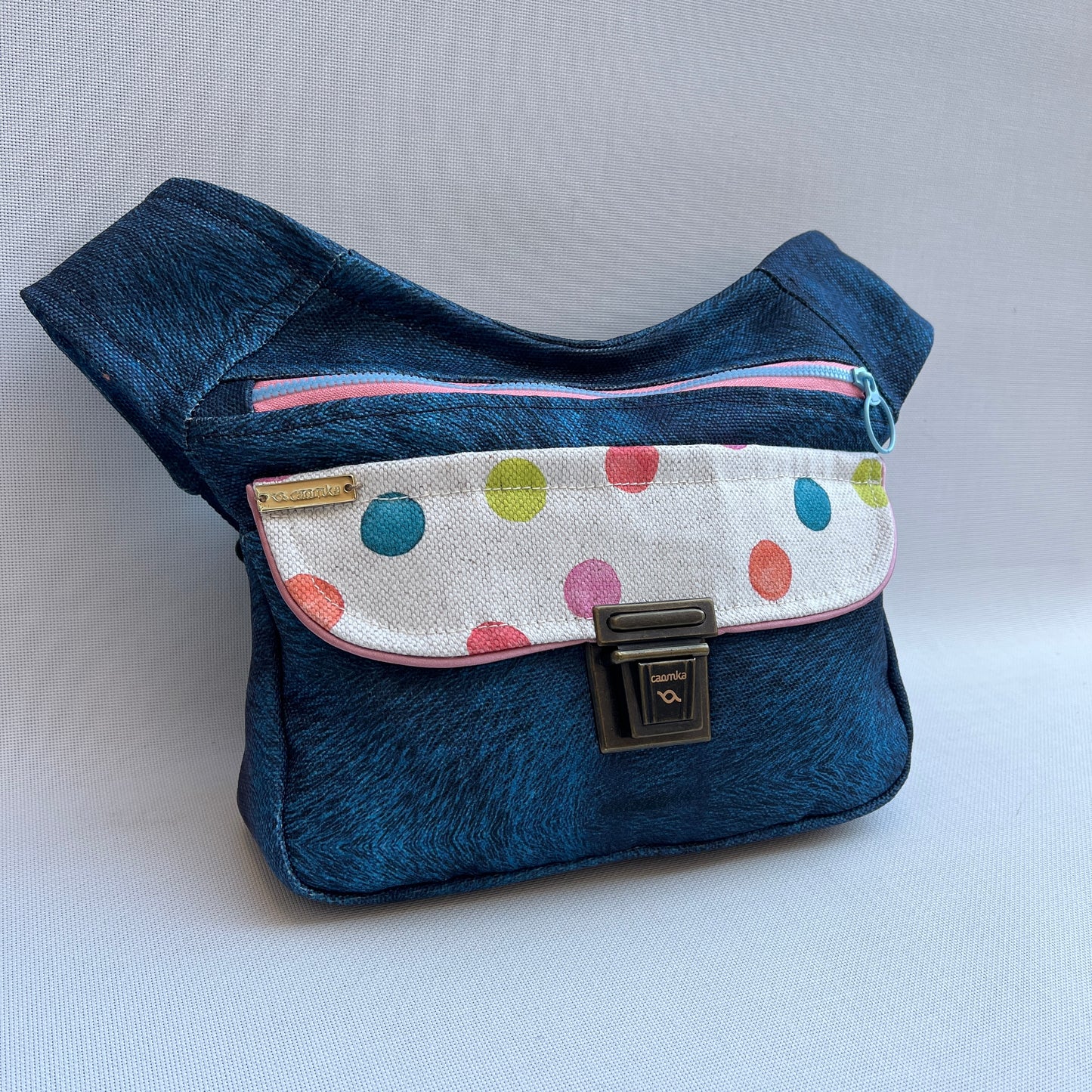 Special Blue & Color Dots · Pieza Única Núm. 13484