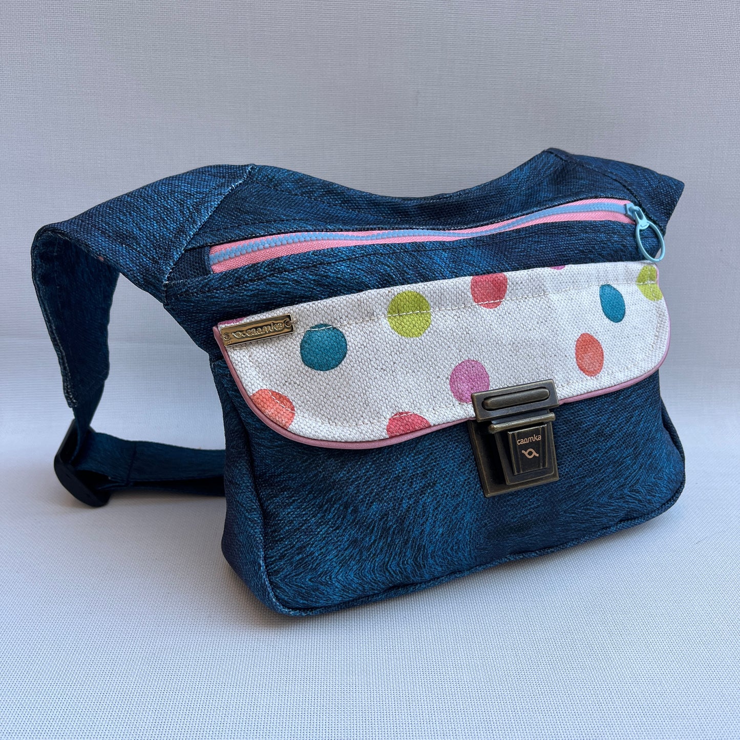 Special Blue & Color Dots · Pieza Única Núm. 13484