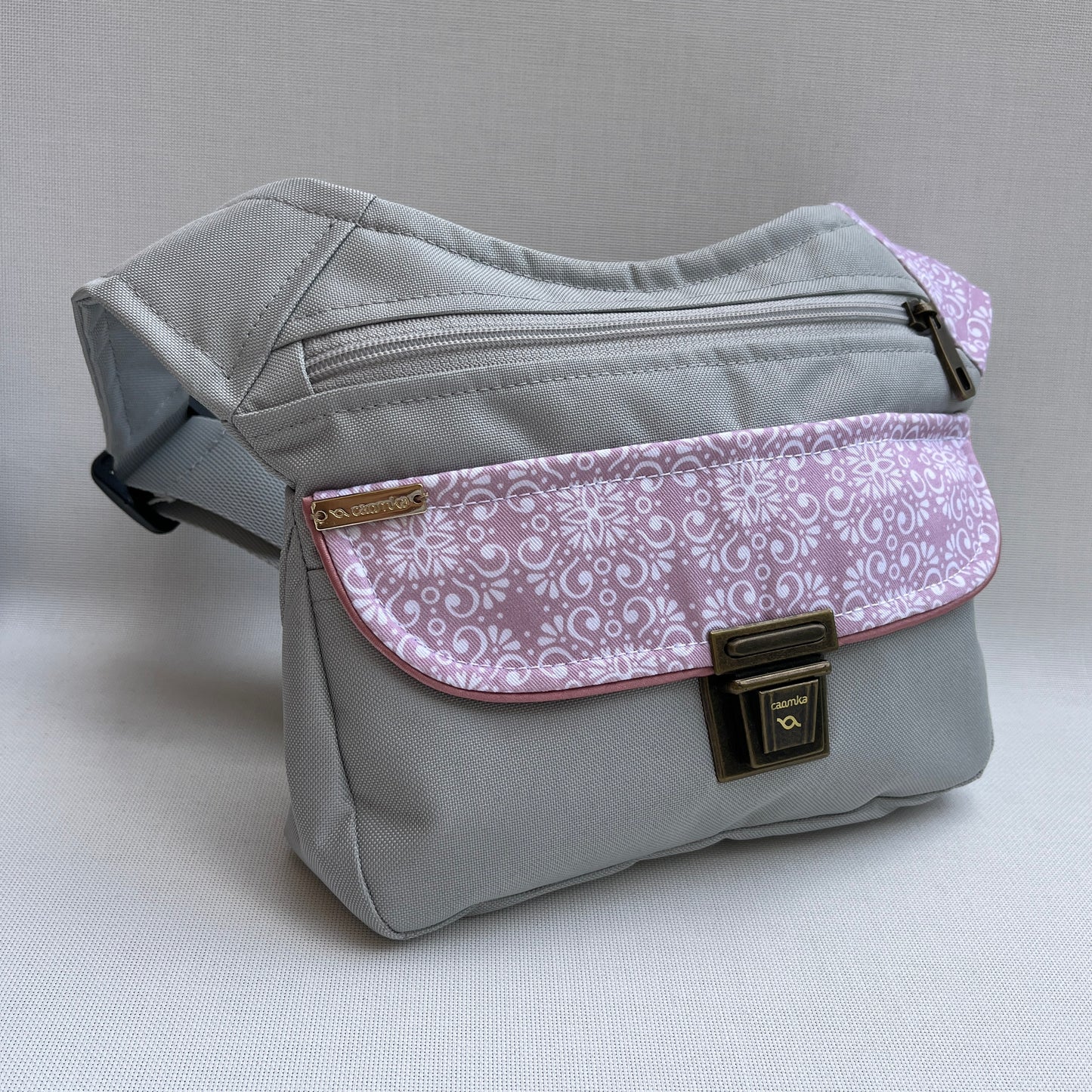 Special Sweet "Cordura" + Back pocket · Waterproof · Exclusive Part No. 12492