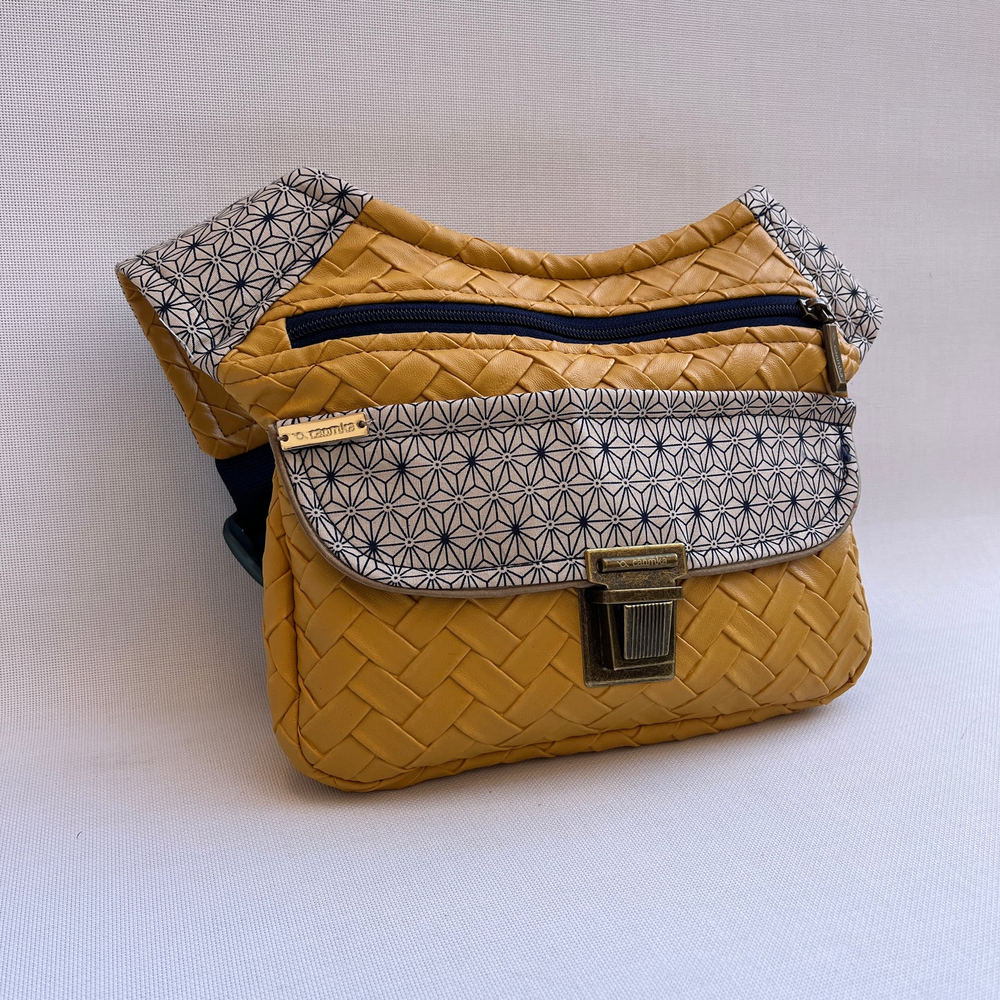 Special Top Yellow · Polipiel Vegana · Pieza Única Núm. 13326