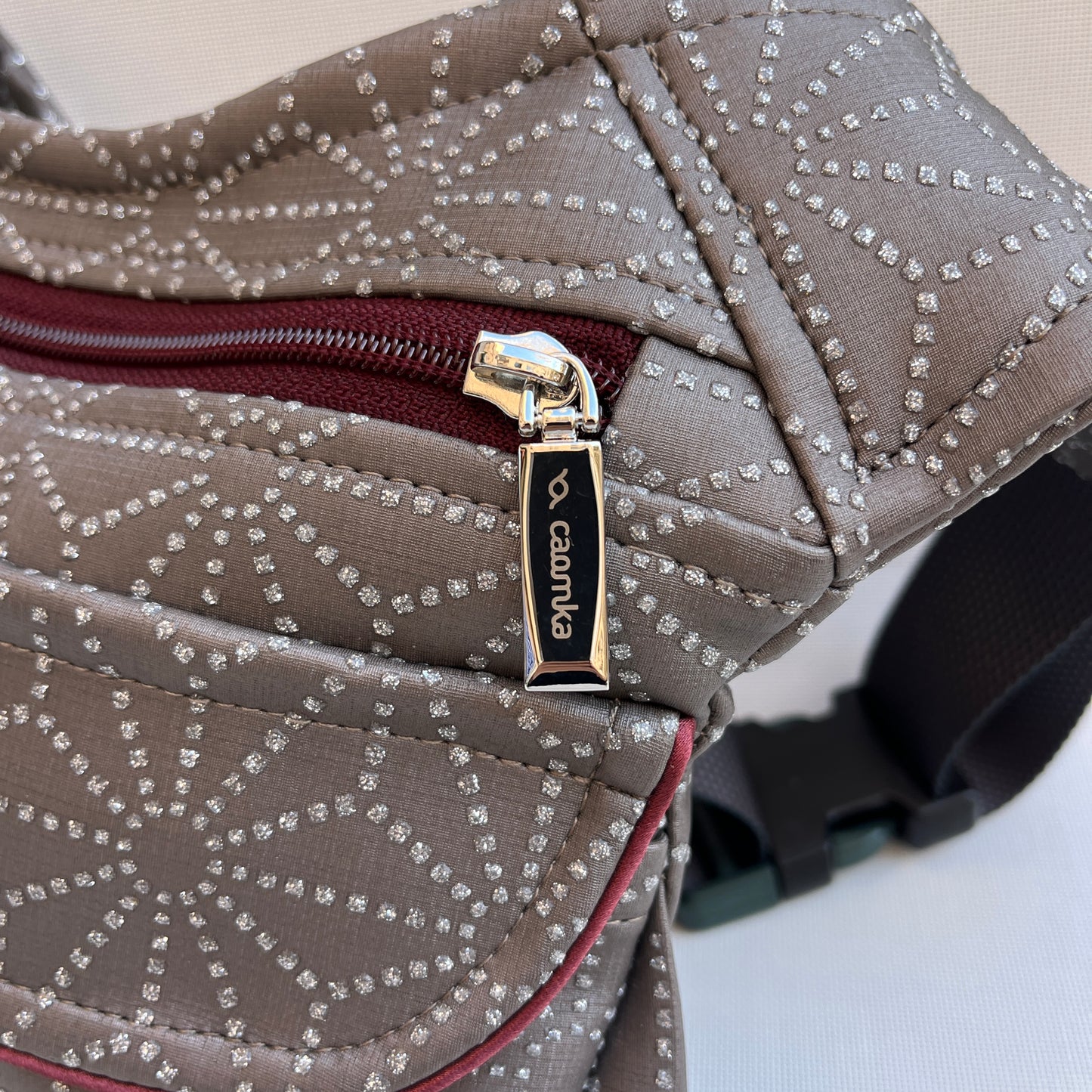 Special Brown & Geometric · Polipiel Vegana · Pieza Exclusiva Núm. 13286