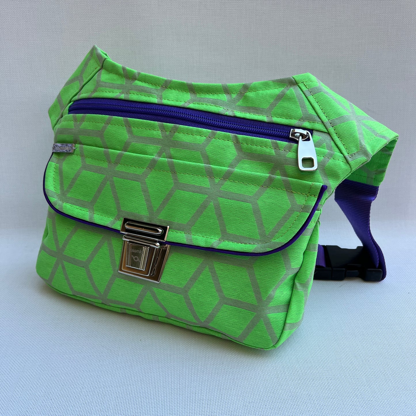 Special Green + Gesäßtasche · Wasserdicht · Einzelstück Nr. 12522