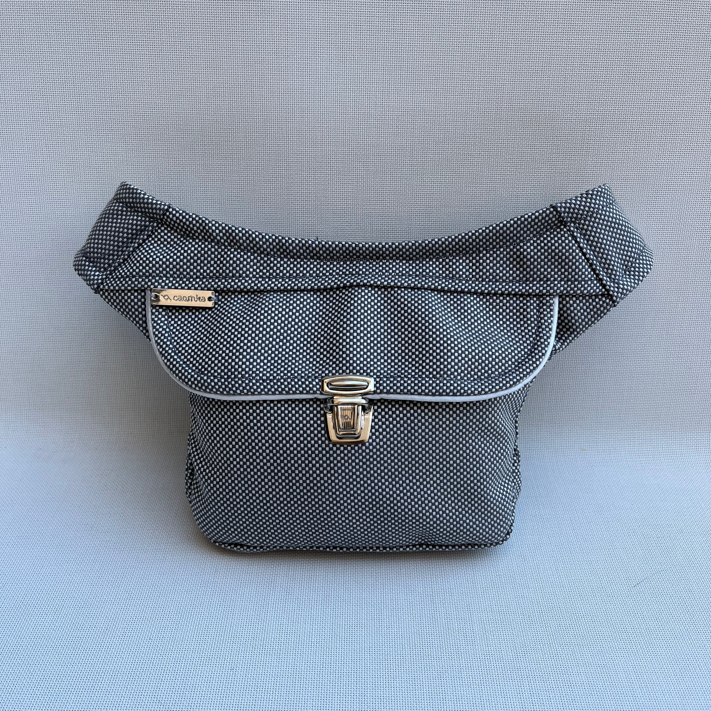 Mini Gray Class · Waterproof · Unique Piece No. 12562