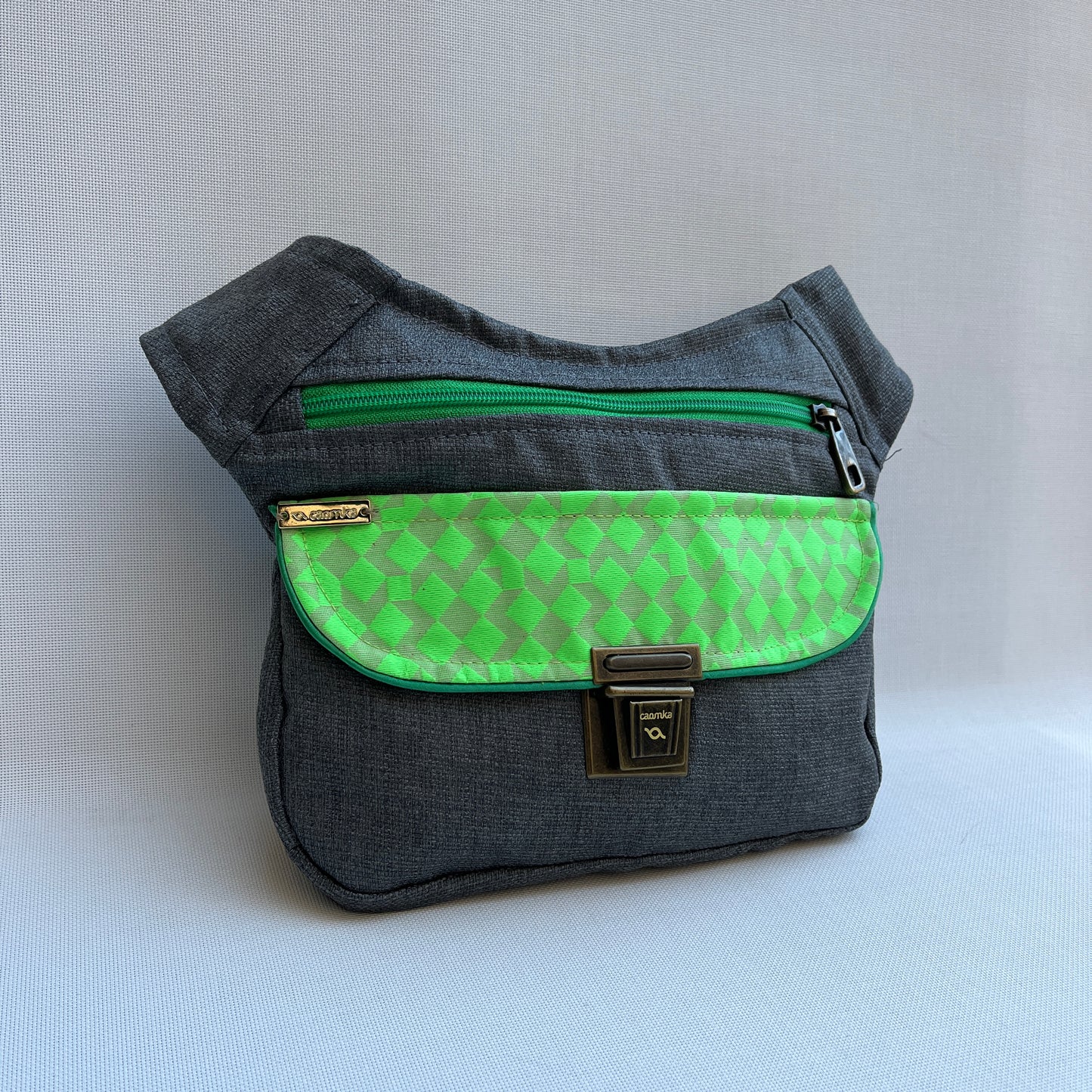 Special Gray & Green · Impermeable  · Pieza Única Núm. 12570
