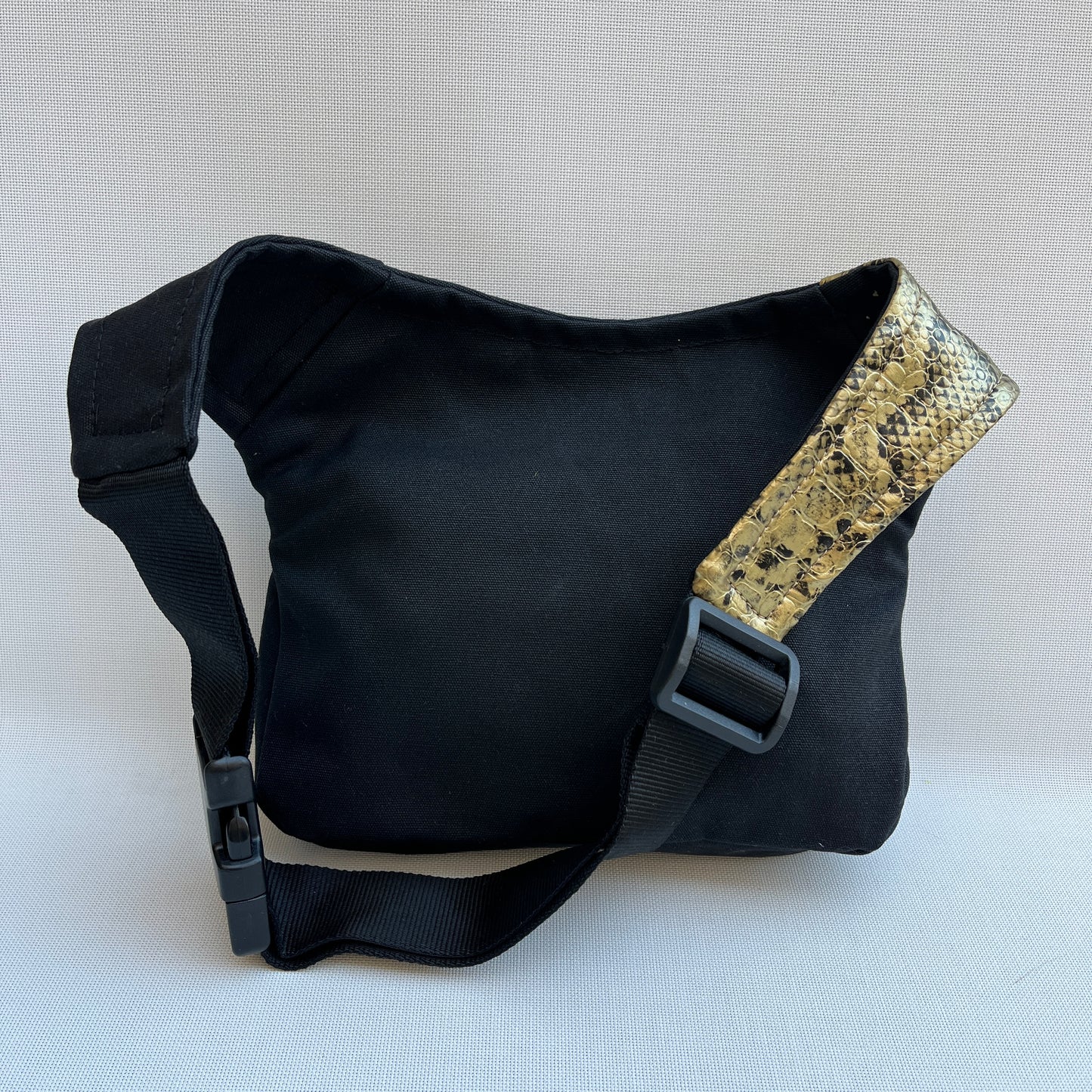 Special Golden Black &amp; Animal Print Exclusive Piece No. 12506