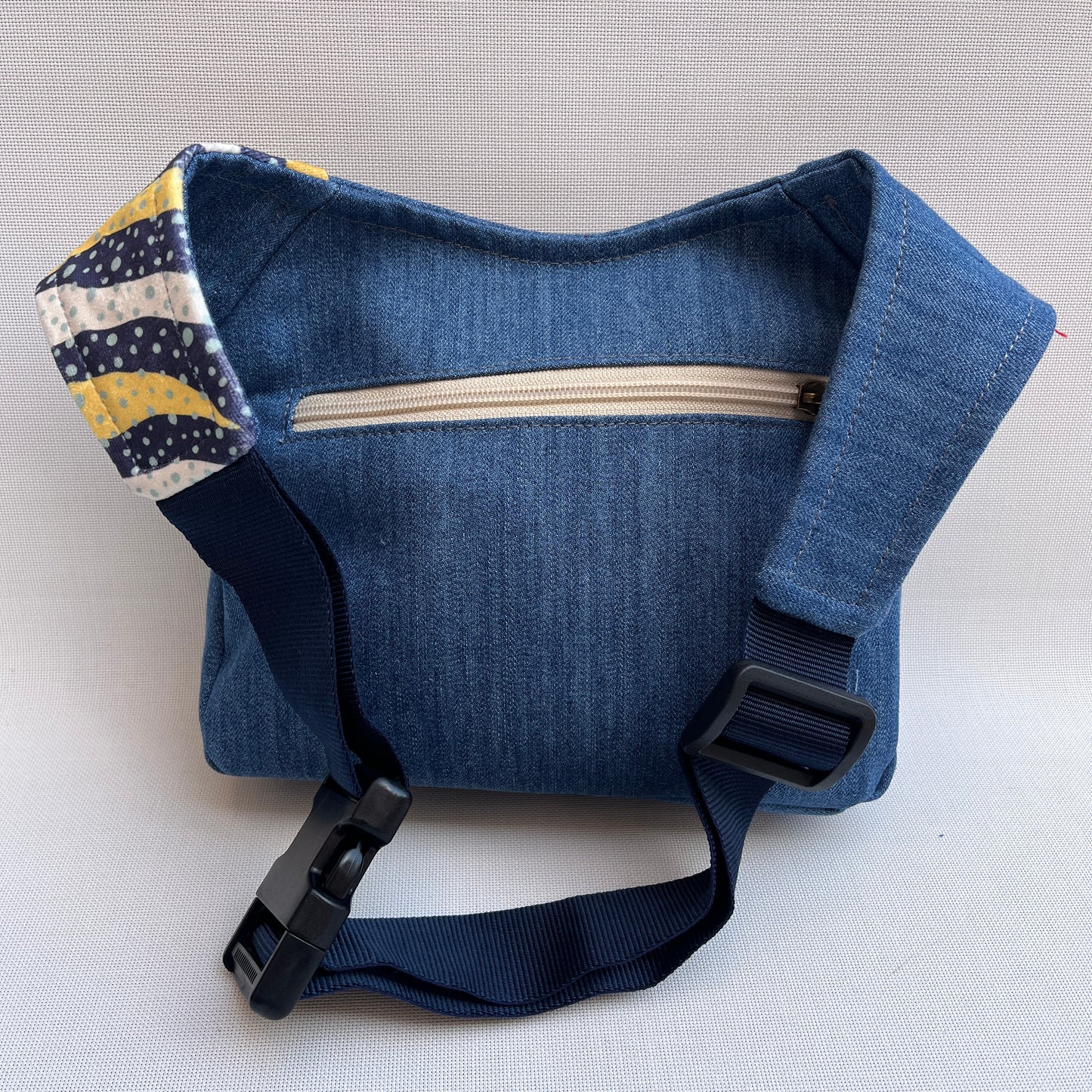 Special Fantasy Jeans + Gesäßtasche Einzelstück Nr. 13375