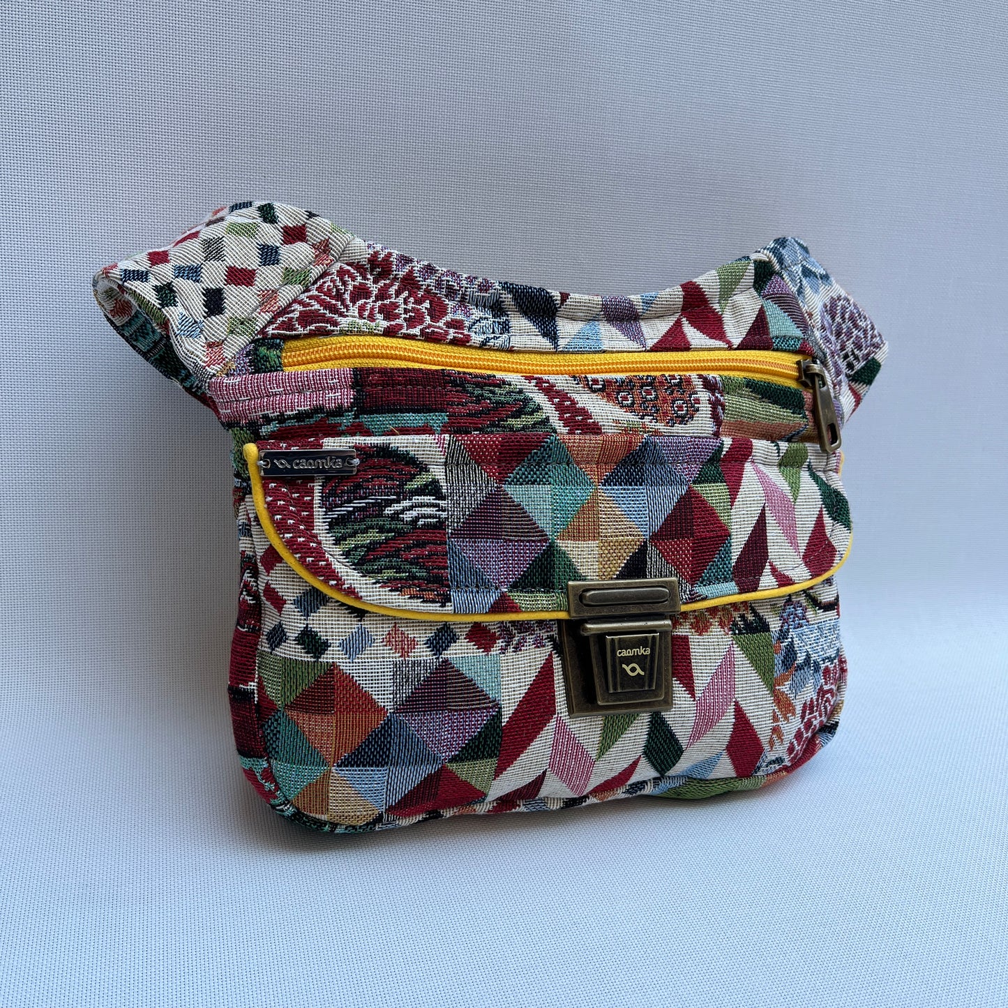 Spezielle Fantasiefarben + Gesäßtasche Einzelstück Nr. 11714