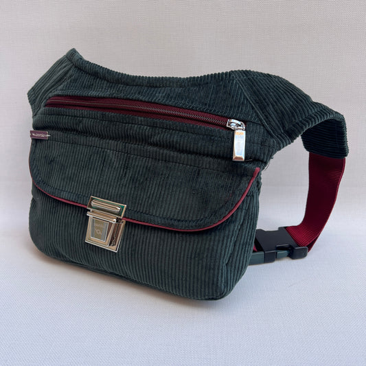 Classic Corduroy Green + Back pocket Exclusive Piece No. 13348