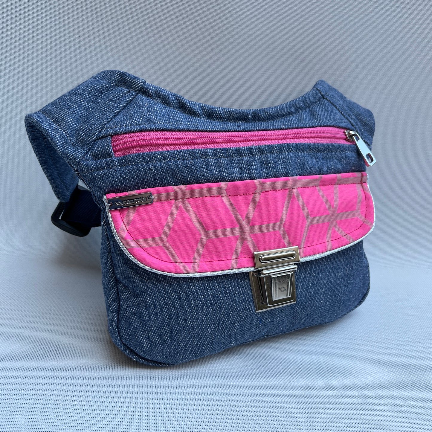 Special Crazy Jeans Pink + Gesäßtasche Einzelstück Nr. 11682