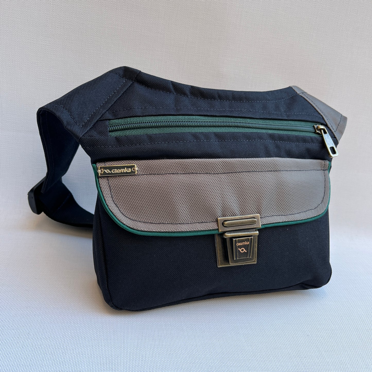 Special Black & Green "Cordura" · Pieza Única Núm. 11036