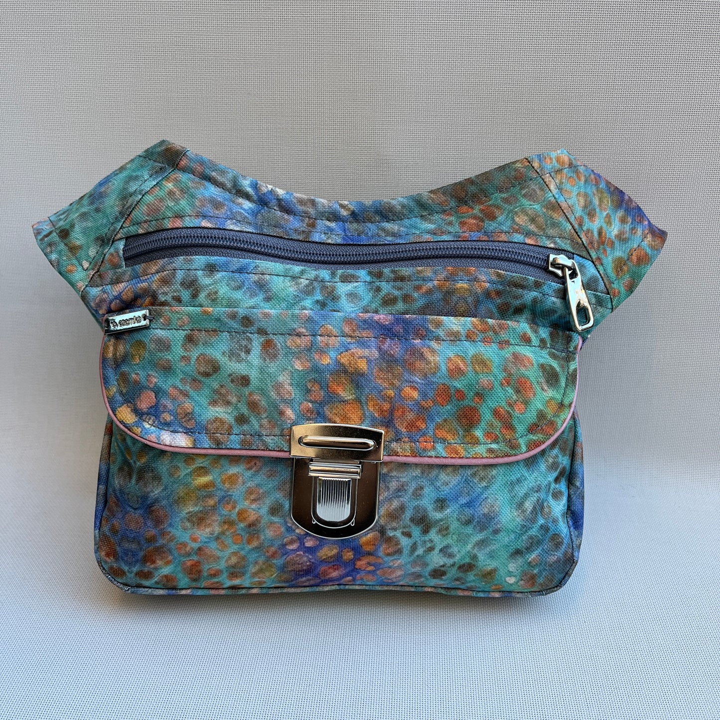 Special Colors Stones · Waterproof · Unique Piece No. 10899