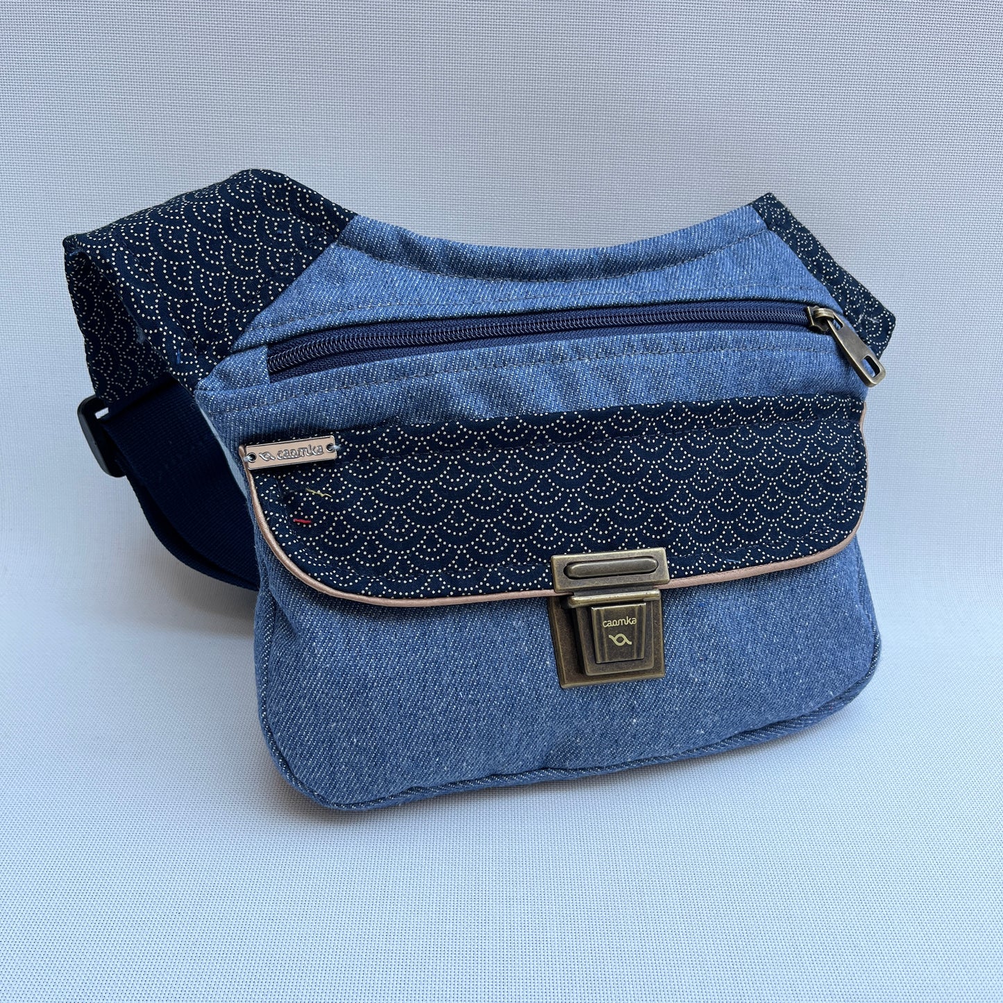 Special Jeans &amp; Japanese Waves Unique Piece No. 11688
