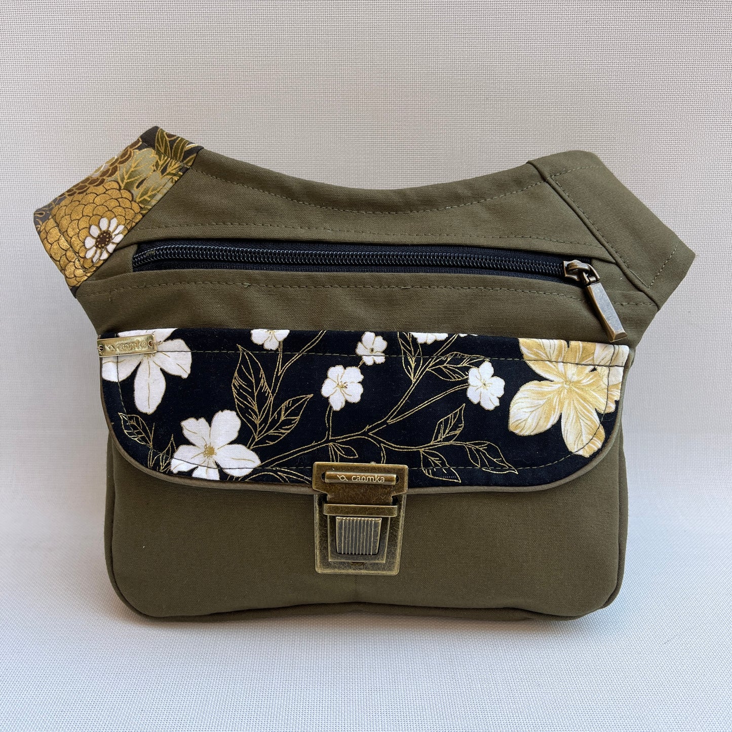 Special Green Kaki & Flowers · Pieza Única Núm. 13311