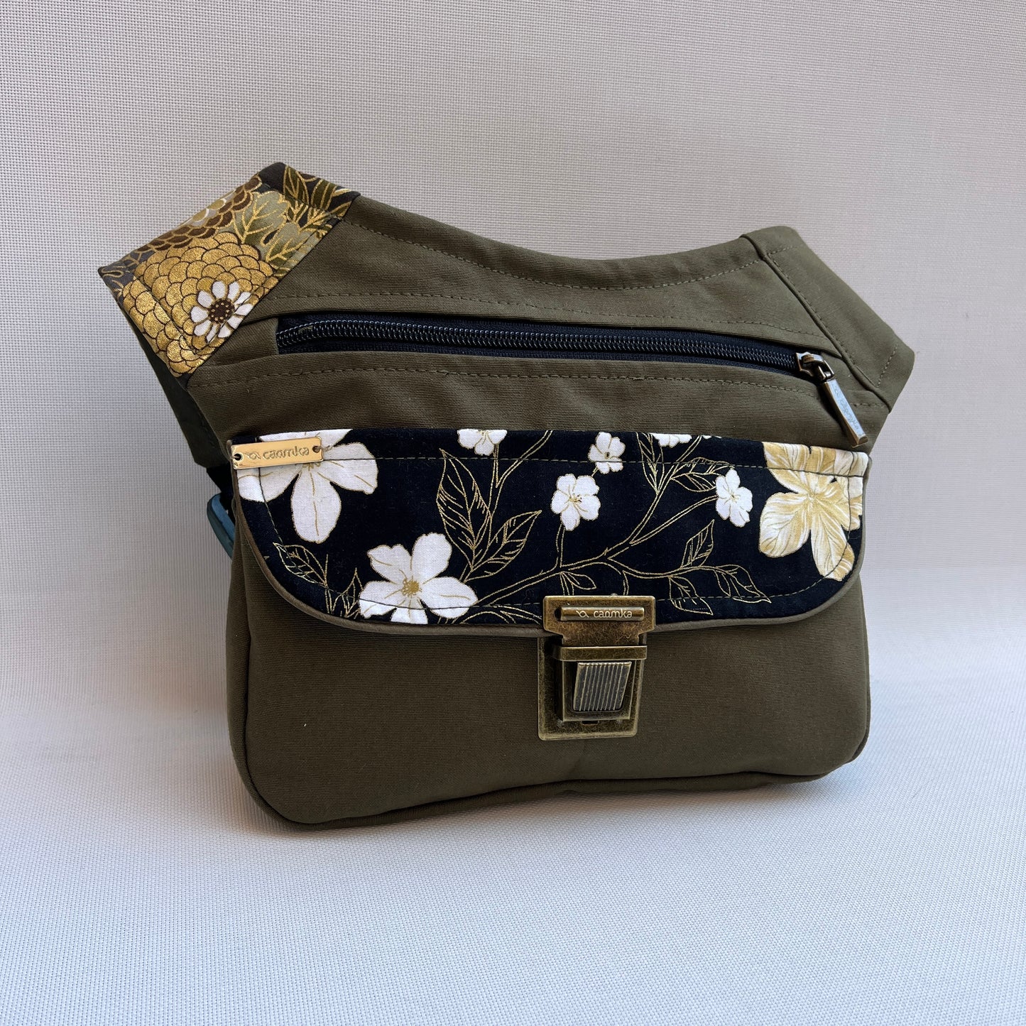 Special Green Kaki & Flowers · Pieza Única Núm. 13311