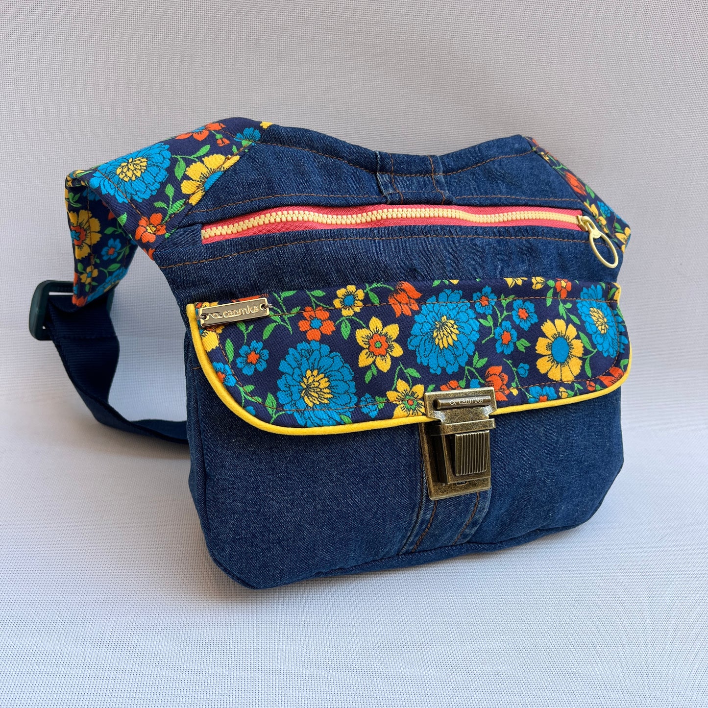 Spring Flowers & ♻️ Jeans Recycled ♻️ · Pieza Única Núm. 13313