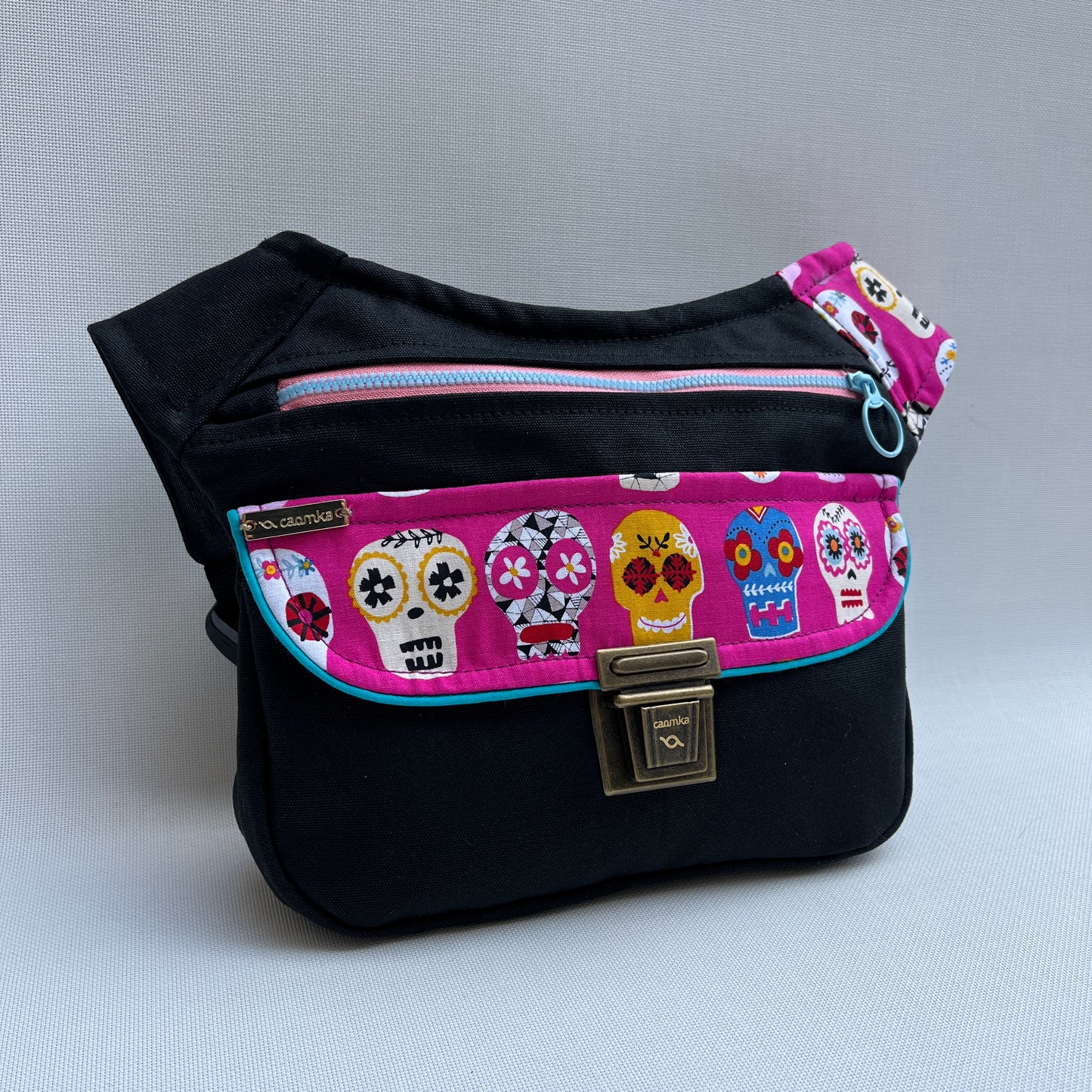 Special Black &amp; Skulls + Back pocket Unique Piece No. 12541