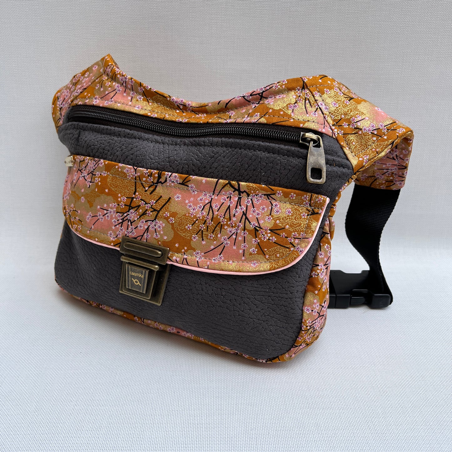 Special Sakura Golden · Pieza Única Núm. 12552