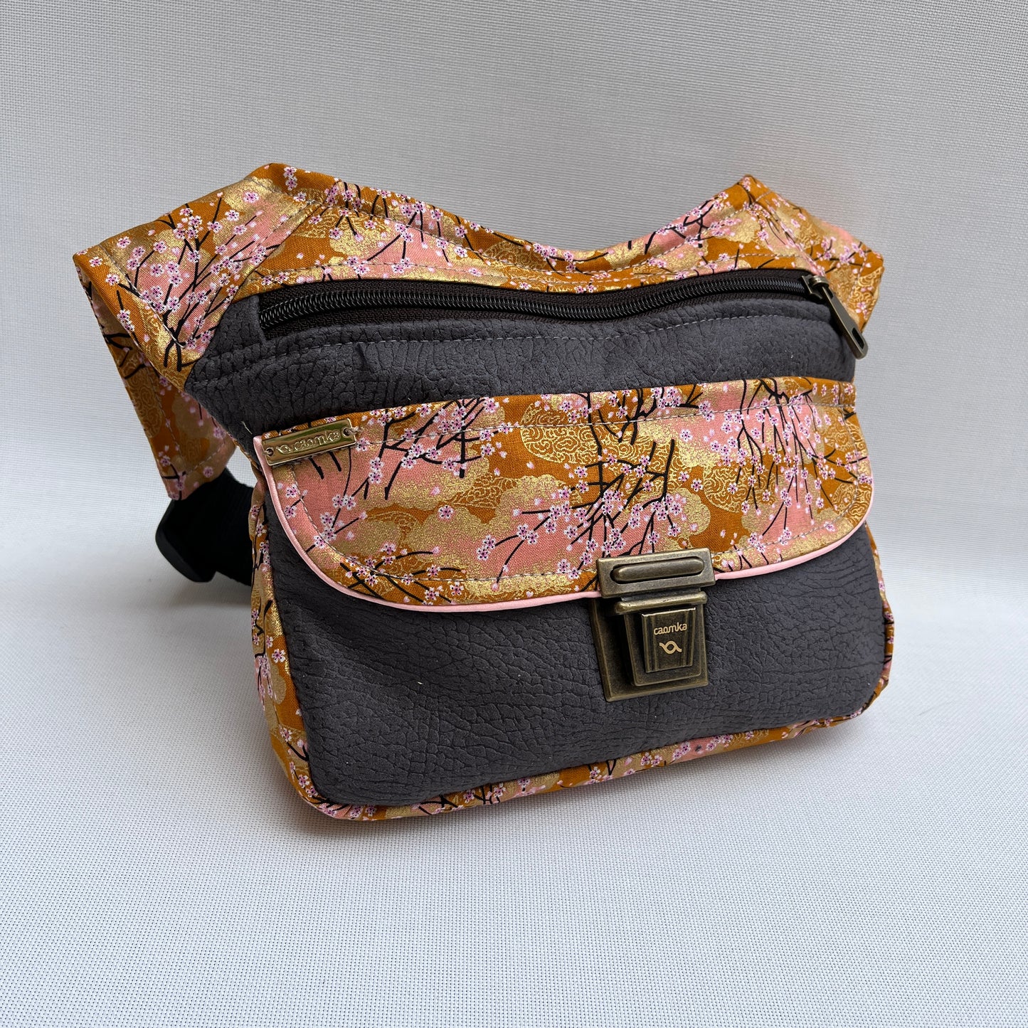 Special Sakura Golden · Pieza Única Núm. 12552