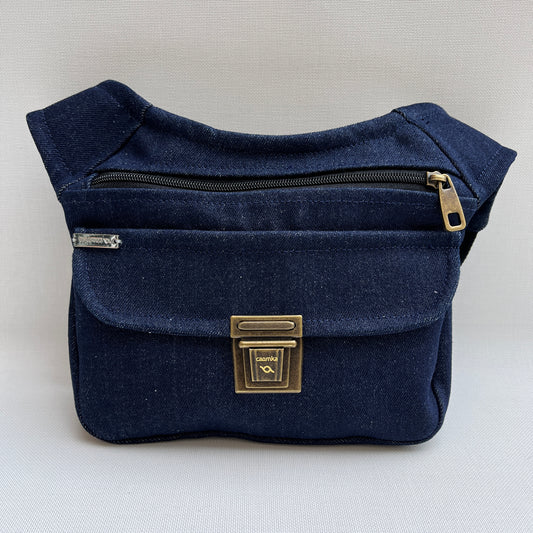 Special Jeans + Back pocket · Exclusive Piece No. 11725