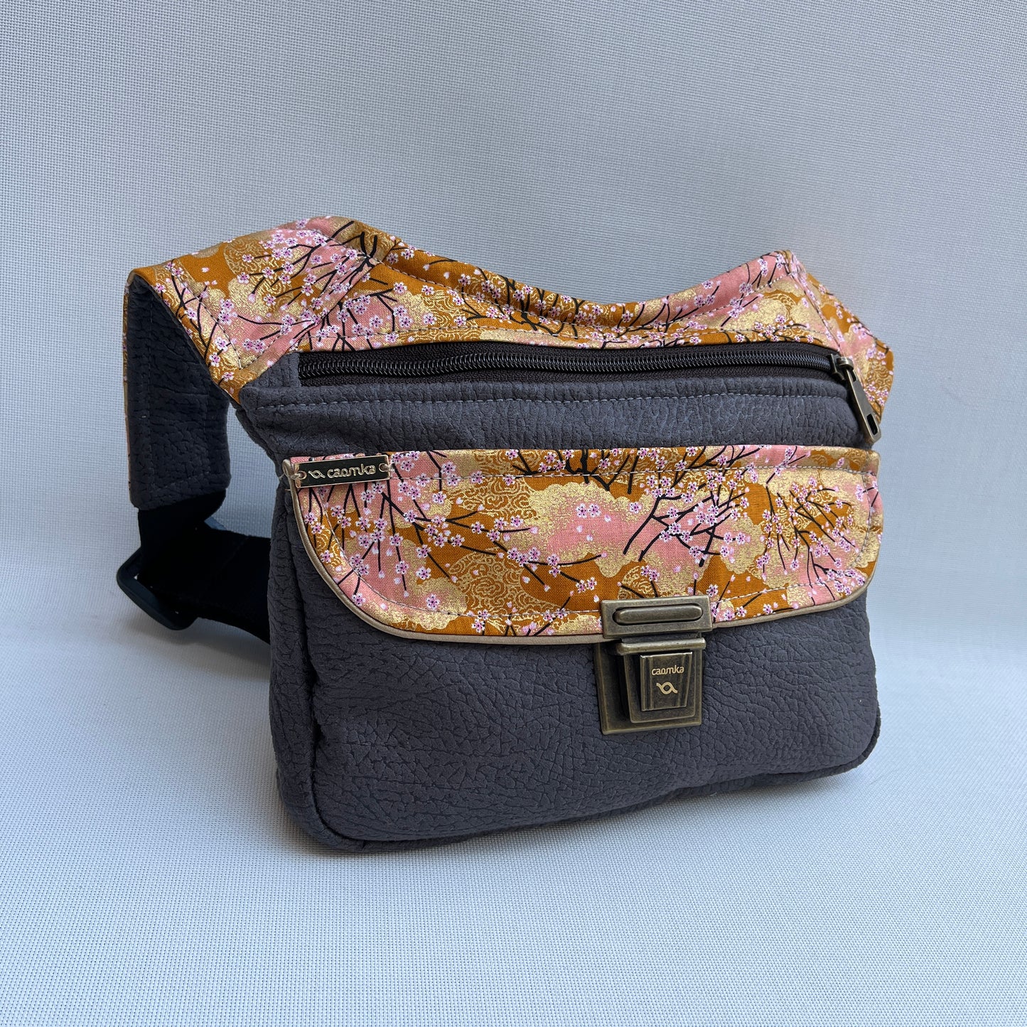 Special Sakura Old Gold + Bolsillo trasero · Pieza Única Núm. 12554