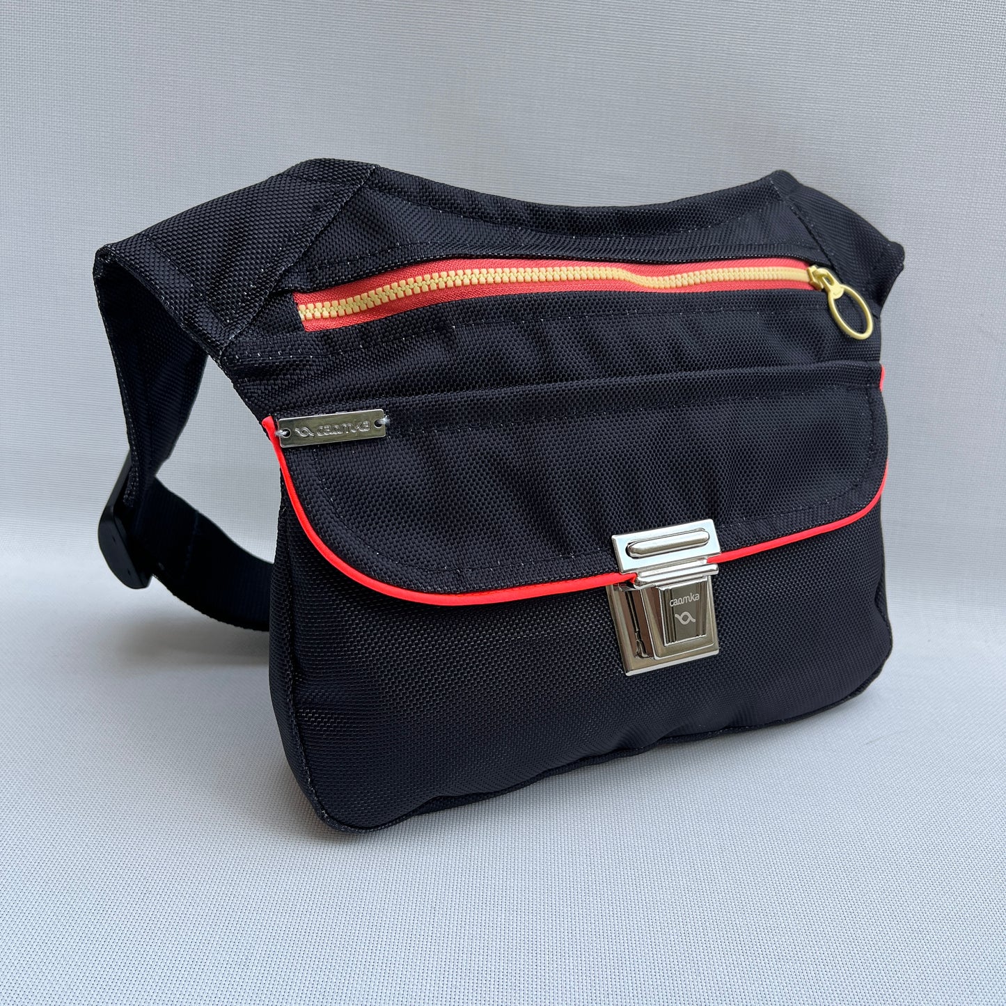 Special Black Fantasy + Gesäßtasche Einzelstück Nr. 12571
