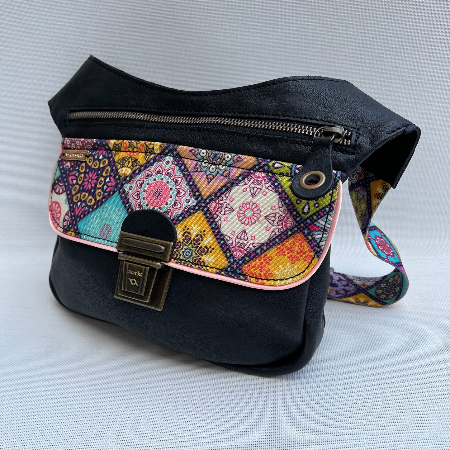 Special Black & Mandalas · Piel natural BioCuir® · Pieza Única Núm. 12660