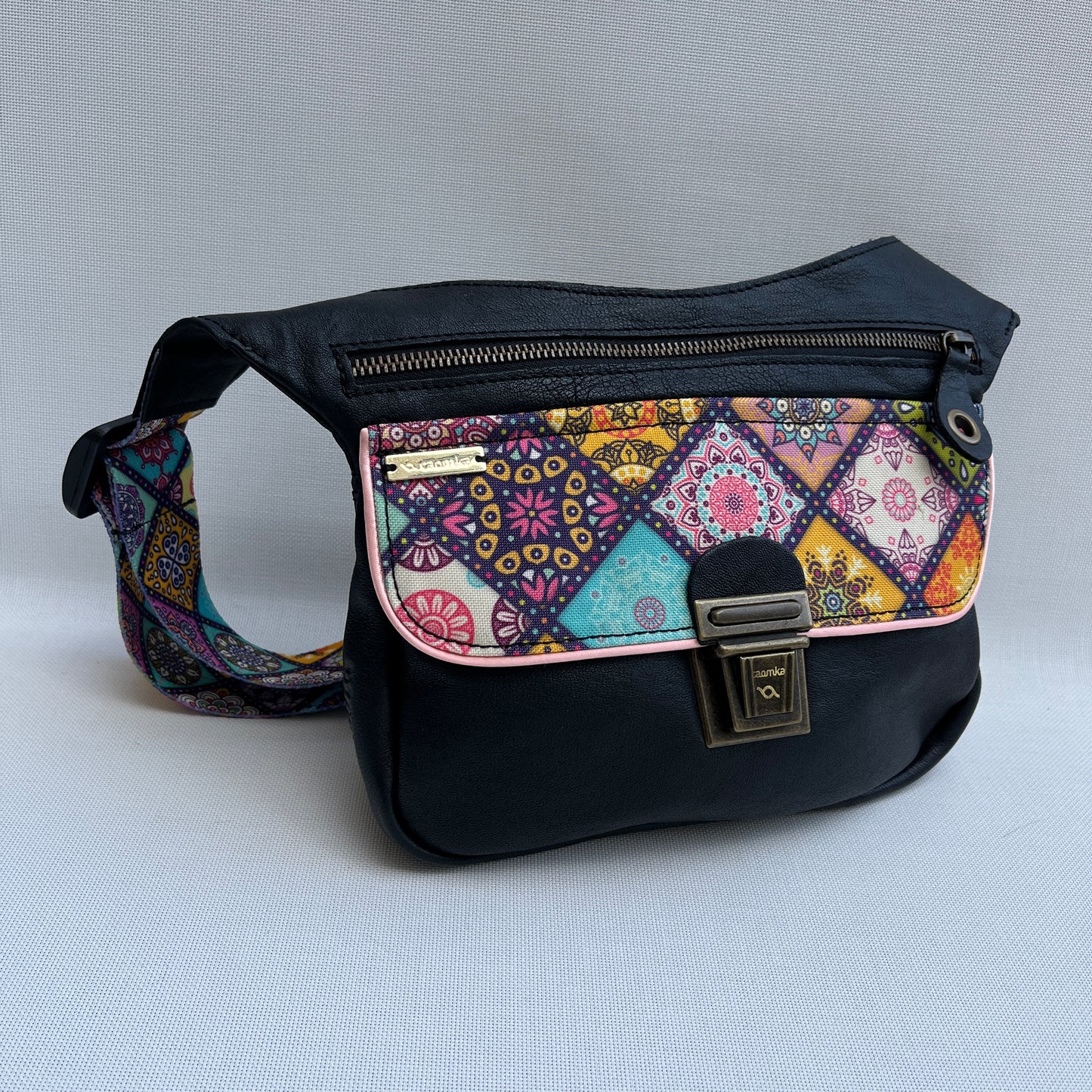 Special Black & Mandalas · Piel natural BioCuir® · Pieza Única Núm. 12660