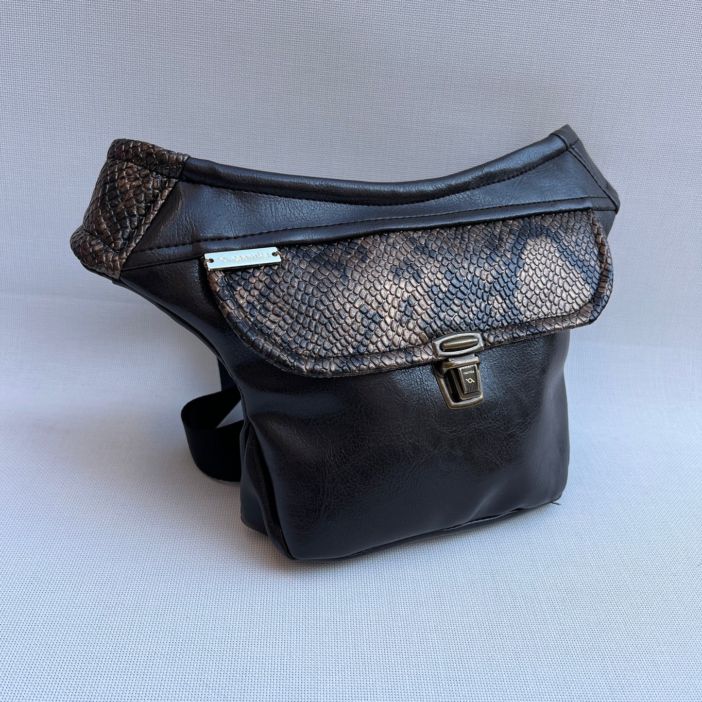 Mini Brown & Animal Print · Polipiel · Pieza Única Núm. 13415