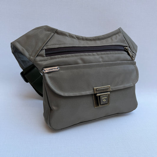 Special Kaki · Waterproof · Exclusive Piece No. 11824
