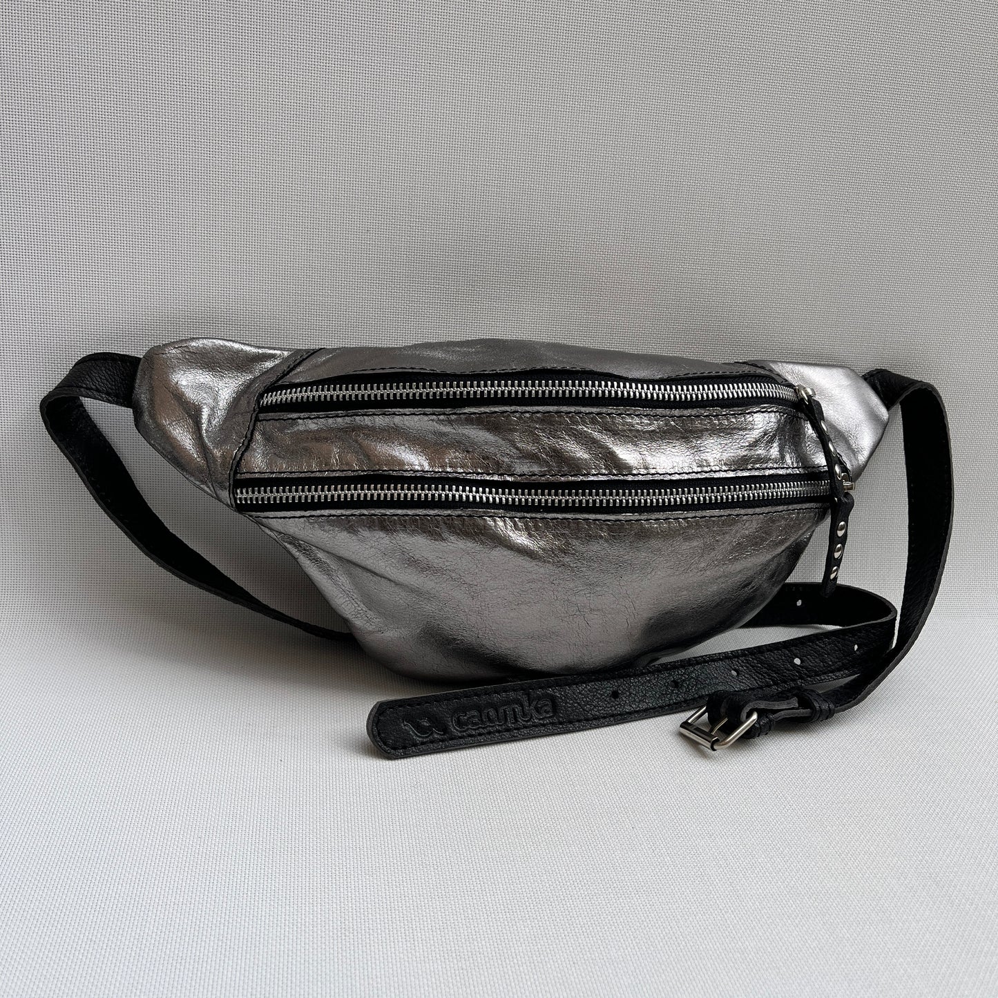 Special Metal Silver Retro Chic · Piel natural BioCuir® · Pieza Exclusiva Núm. 13351