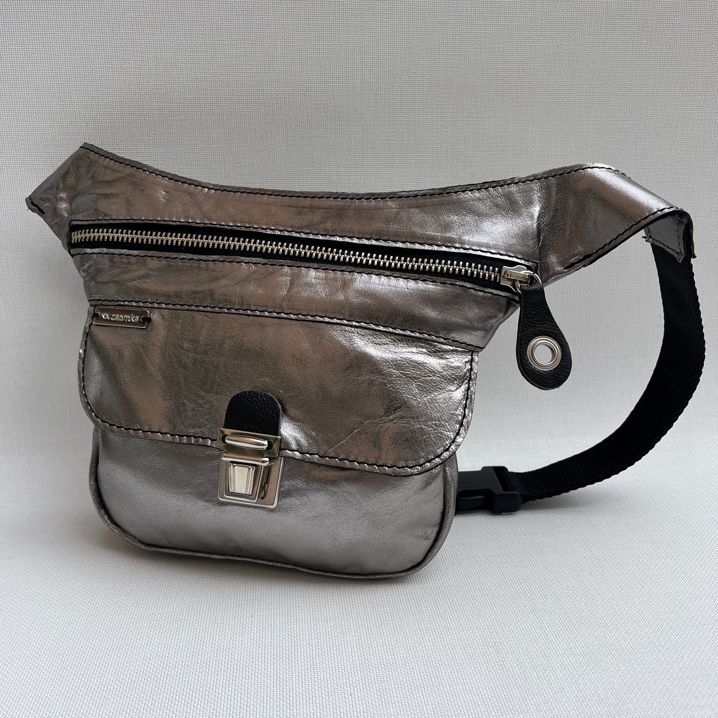 Mini Special Metal Silver · Piel natural BioCuir® · Pieza Exclusiva Núm. 13350