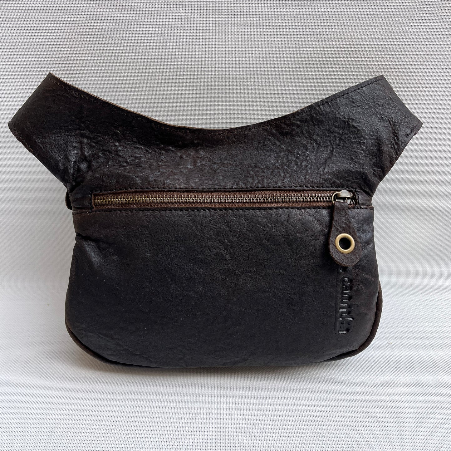 Special Dark Brown & Old Gold · Piel natural BioCuir® · Pieza Exclusiva Núm. 13361