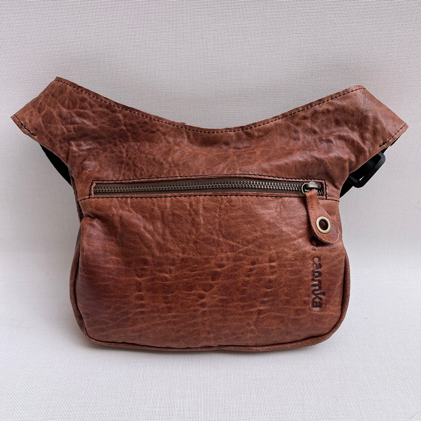 Special Brown Constrast & Old Gold · Piel natural BioCuir® · Pieza Única Núm. 13362