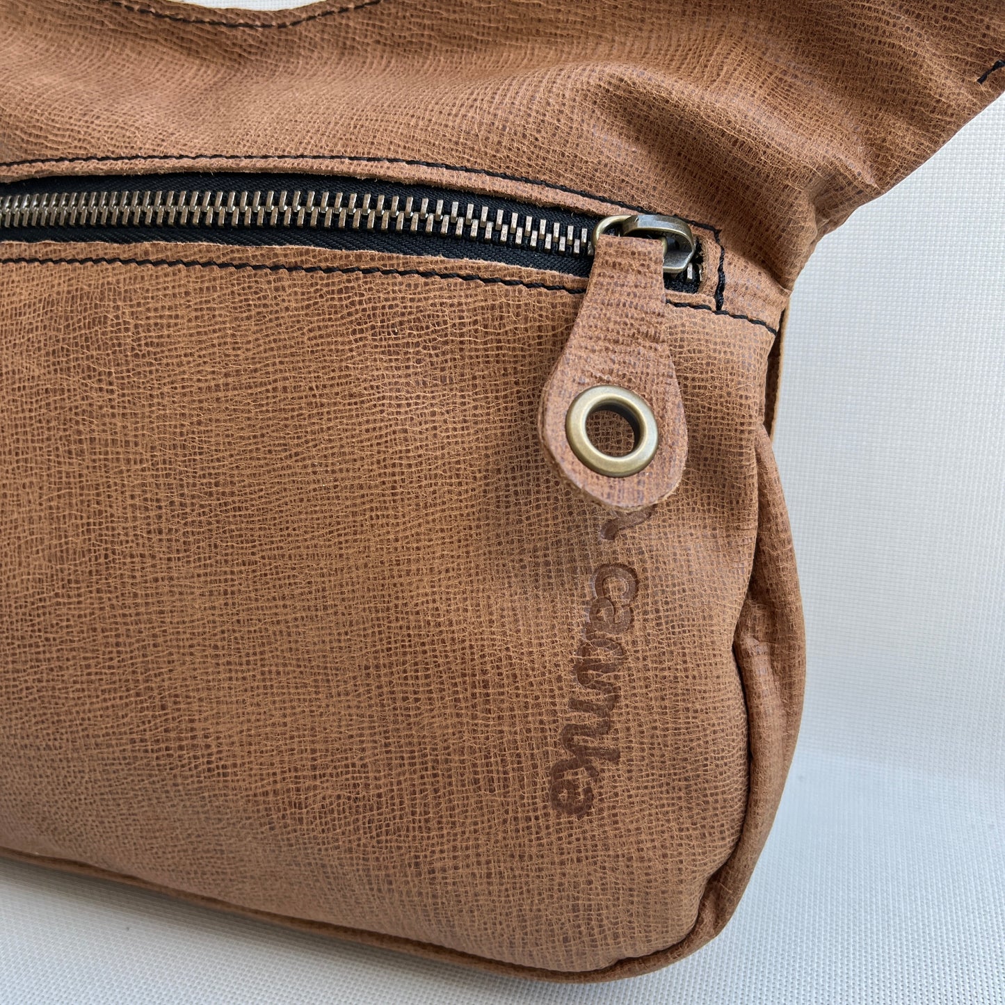 Special Brown & Old Gold · Piel natural BioCuir® · Pieza Exclusiva Núm. 12859