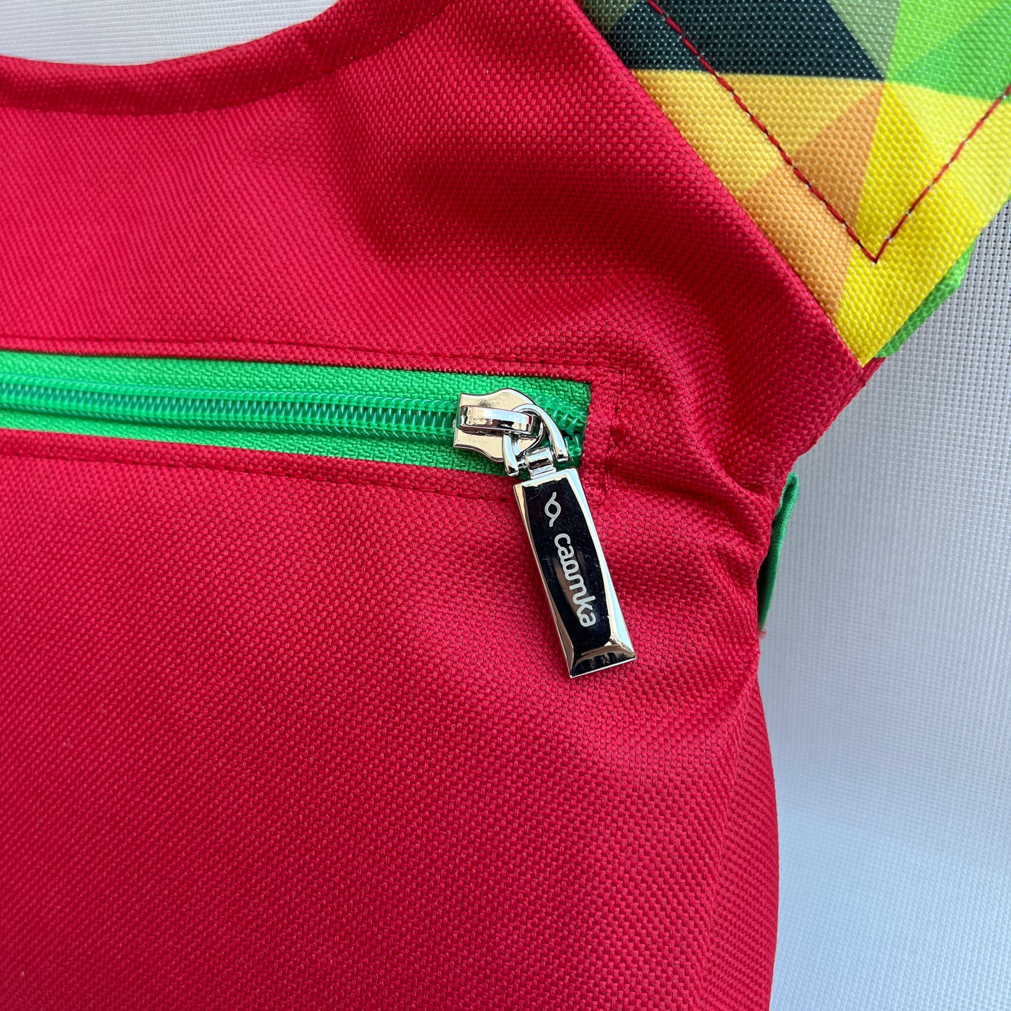 Special Red & Colors + Bolsillo trasero · Impermeable · Pieza Única Núm. 12670