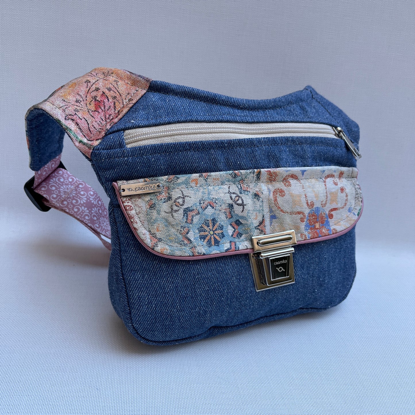 Special Jeans Art + Back pocket Unique Piece No. 11769