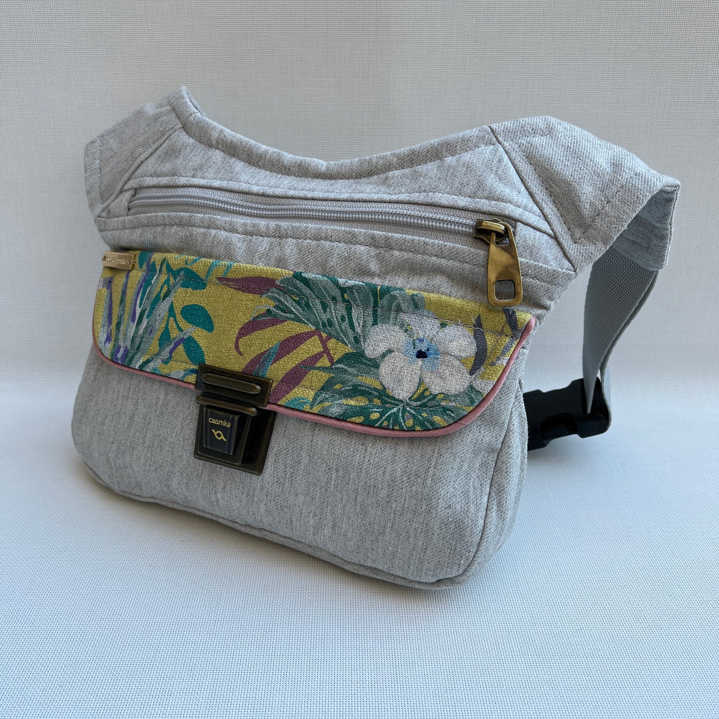 Special Gray Nature Unique Piece No. 10965