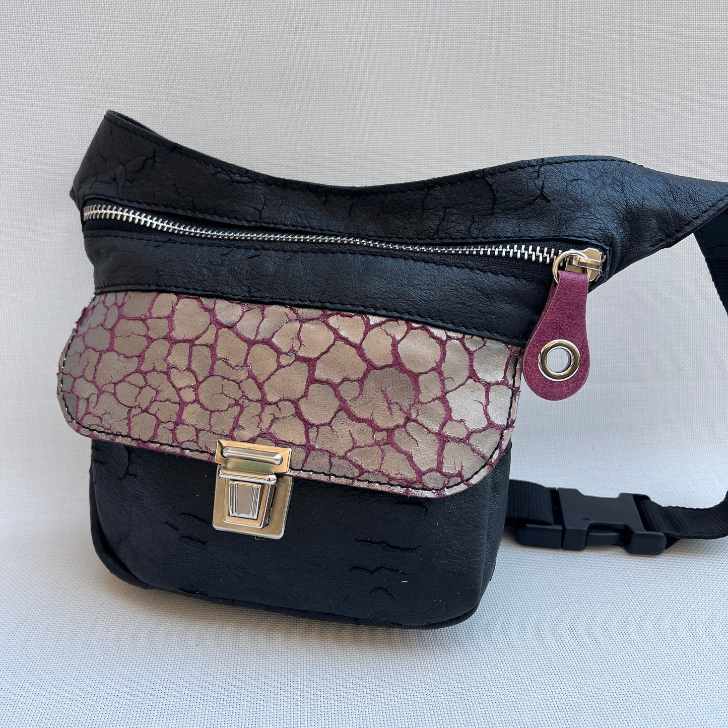 Mini Special Spring BioCuir® natural leather Exclusive Piece No. 13368