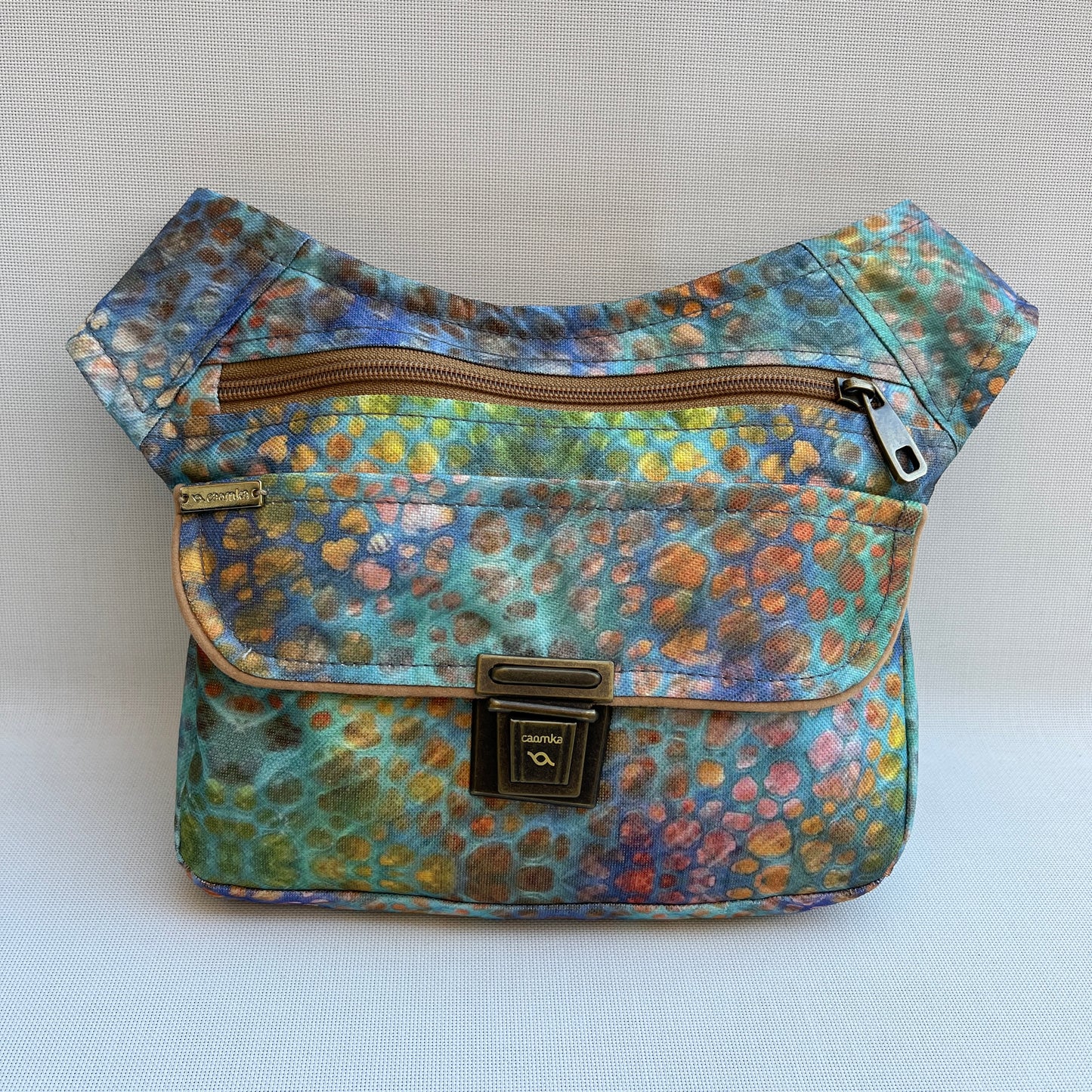 Special Color Stones · Waterproof · Unique Piece No. 10973