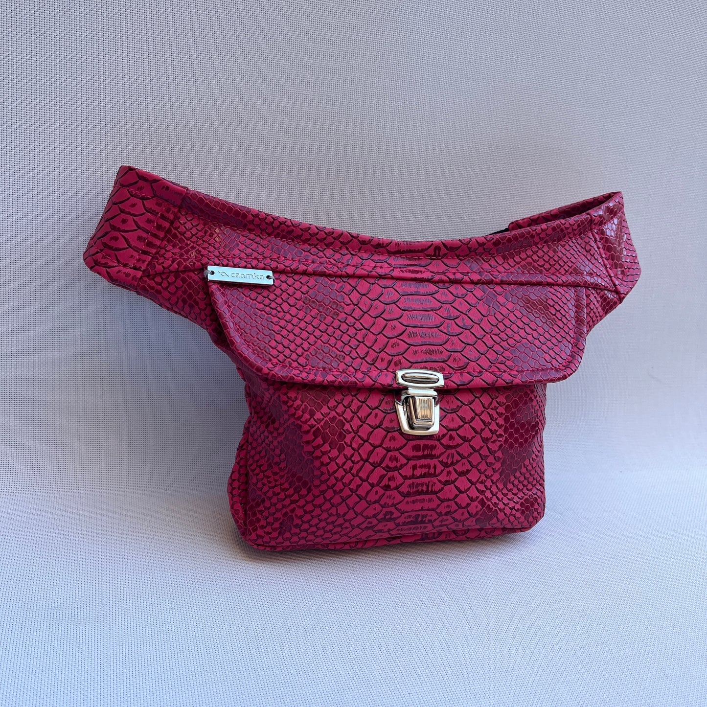 Mini Special Fuchsia Pink Leatherette Unique Piece No. 12615