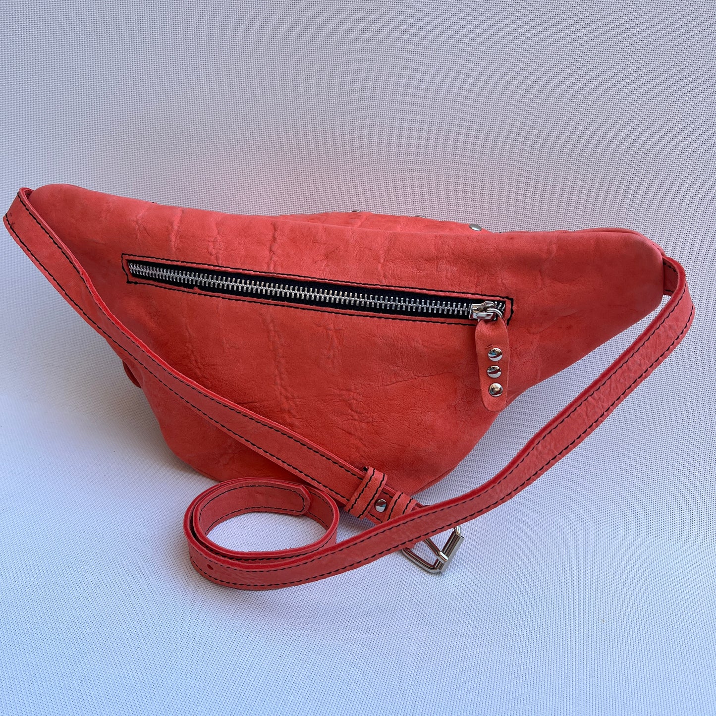 Premium Retro Chic Orange · Piel natural BioCuir® · Pieza Exclusiva Núm. 12652