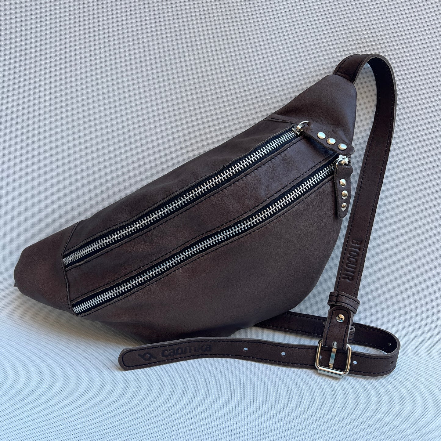 Retro Chic Taupe BioCuir® Natural Leather Exclusive Piece No. 12657