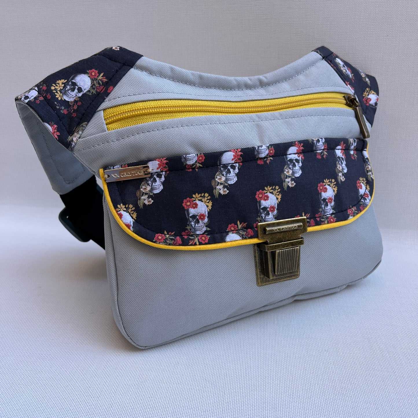 Special Skulls "Cordura" + Bolsillo trasero · Impermeable · Pieza Única Núm. 13417