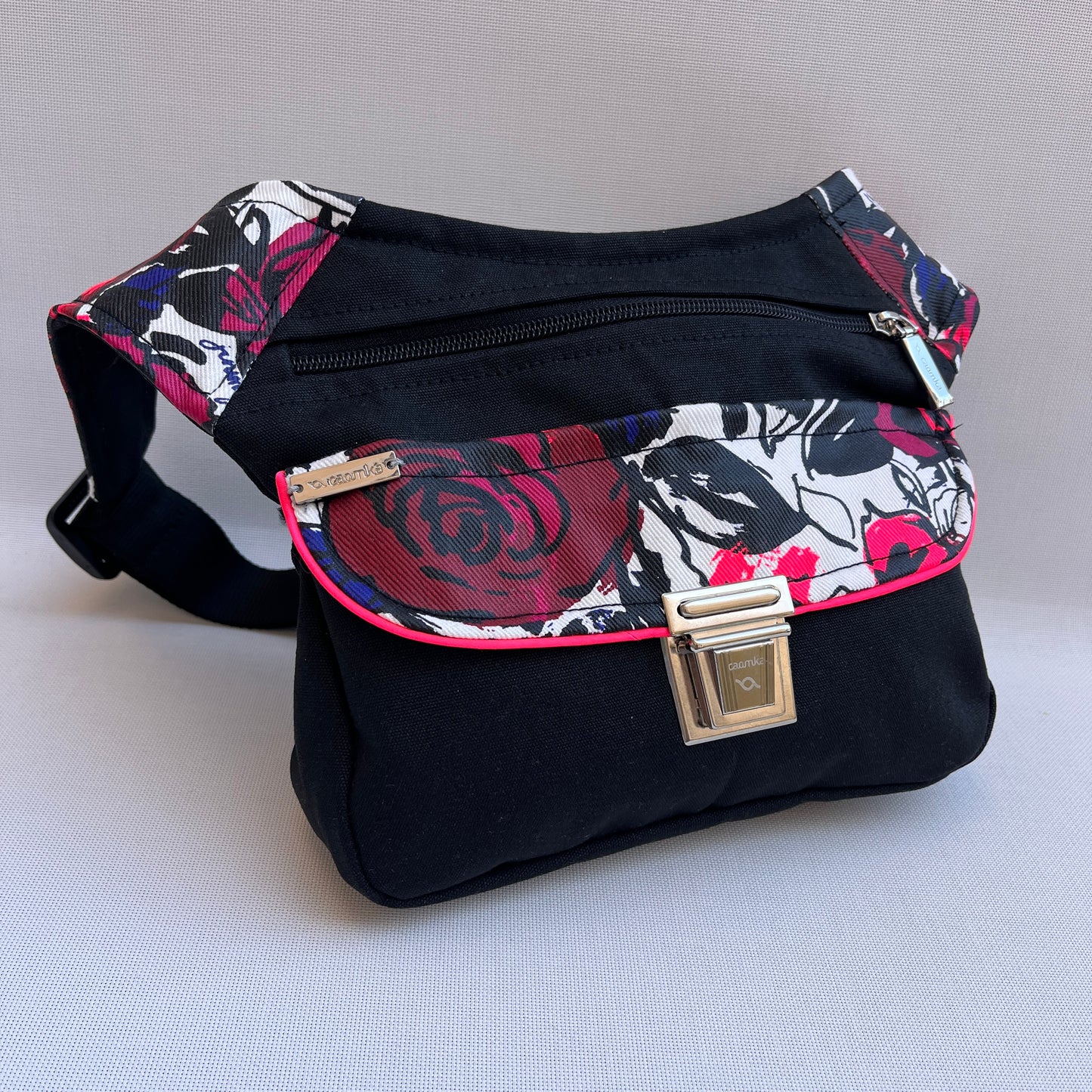 Special Black & Flowers · Pieza Única Núm. 13459